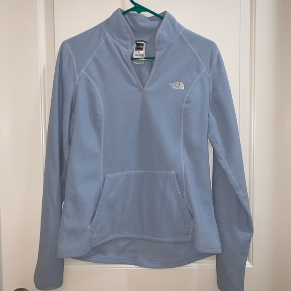The North Face fleece pull over sweater. - Picture 1 of 6